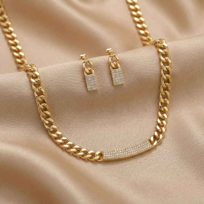 18K Gold Plated Jewelry Set with Cuban Link Design