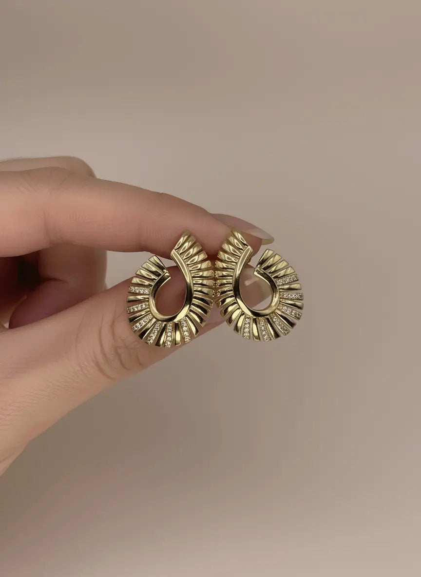 Spiral Pavé Gold Plated Earnings