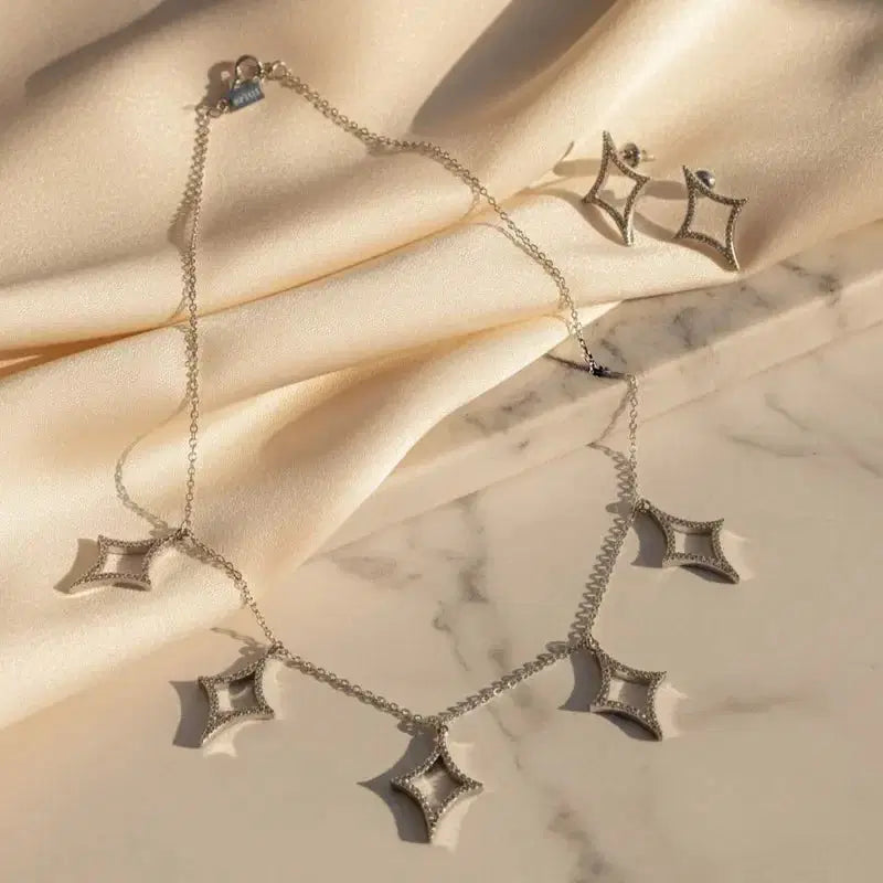 Elegant Star Drop Necklace Set – Gold & Silver