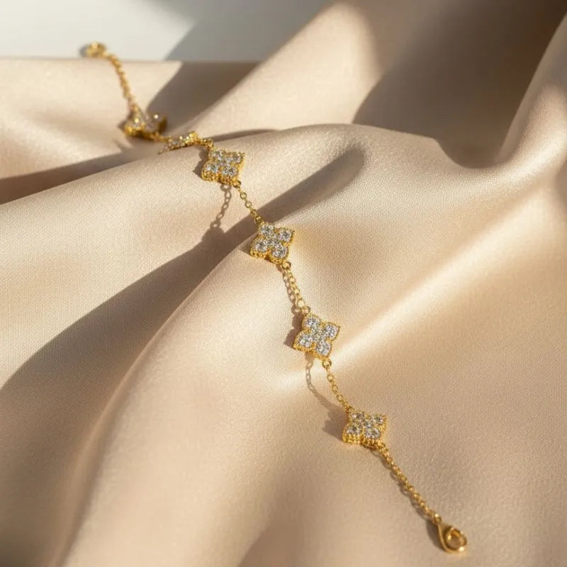 Gold-plated bracelet adorned with zirconia stones