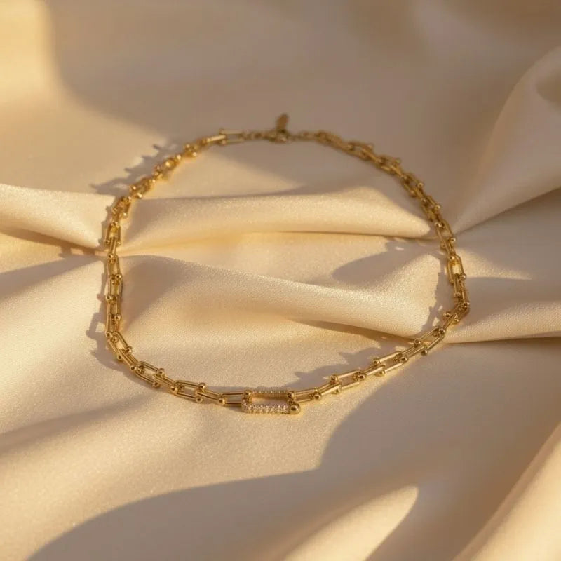 Tiffany gold-plated set and zircon