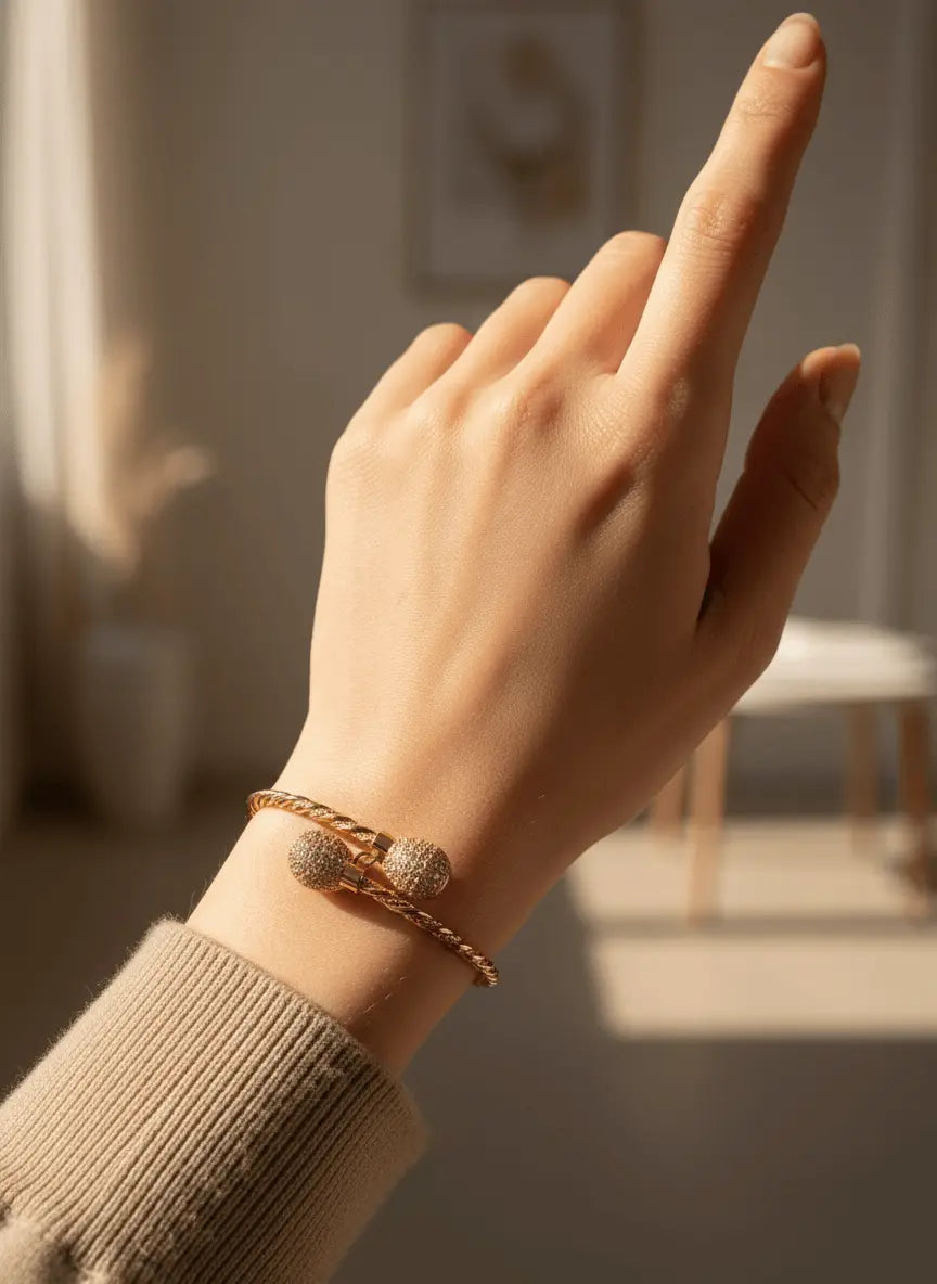 سوار عريض مطلي بالذهب عيار 21 قيراطًا بتصميم كابل ملتوي