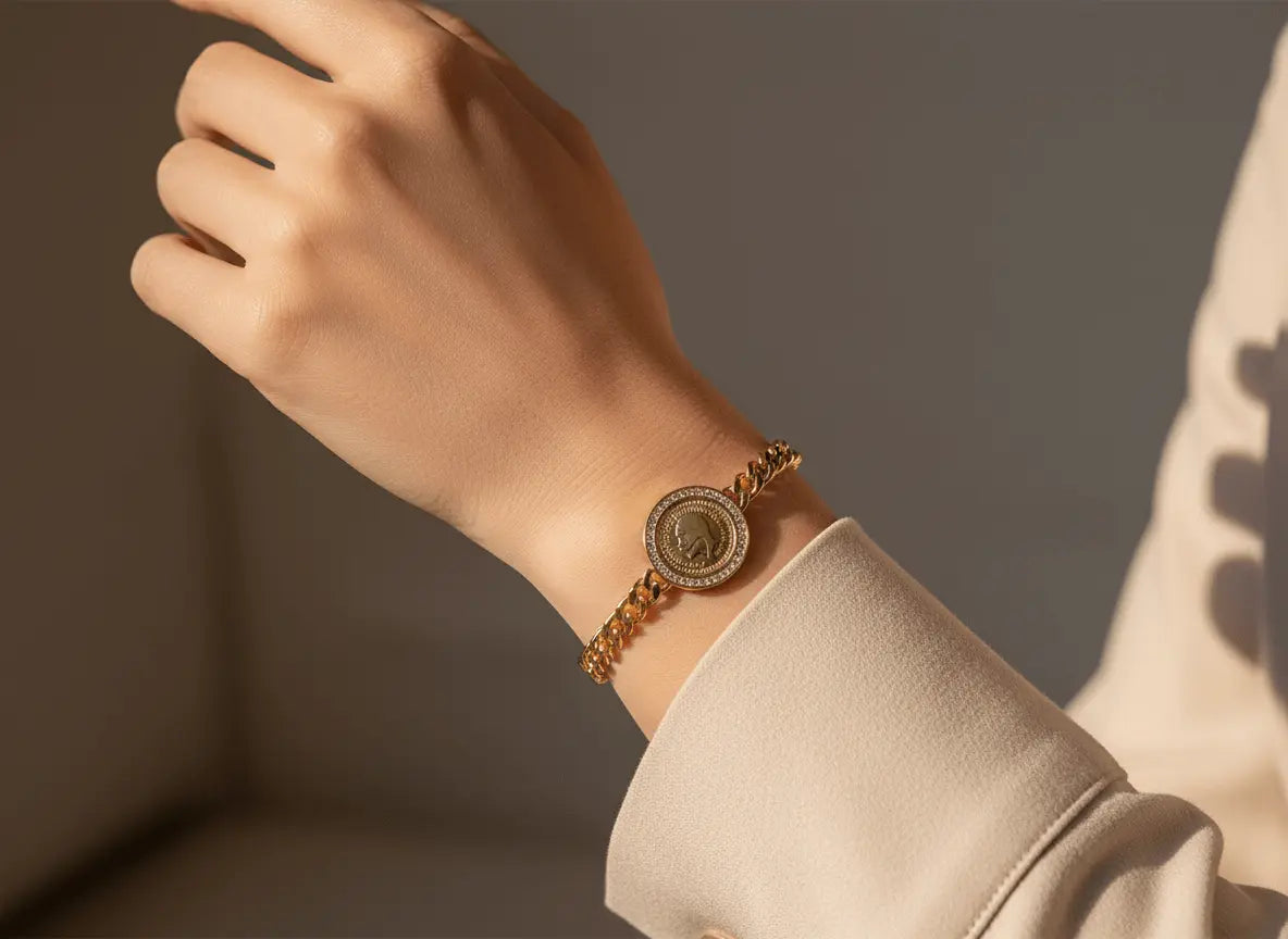 سوار ليرا مطلي بالذهب