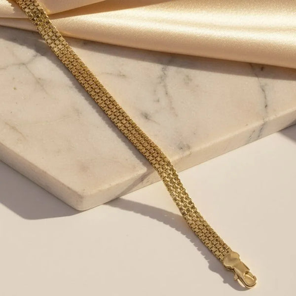 Gold-plated mesh link bracelet close detail